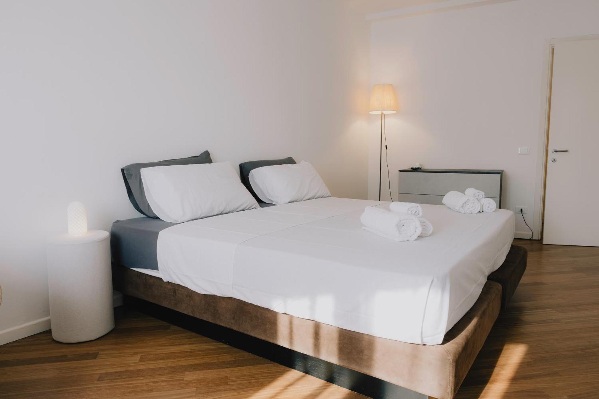 Cavour Luxury Apartments Verona Ngoại thất bức ảnh